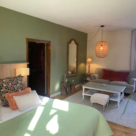 Guest house Manoir De Malagorse 3*