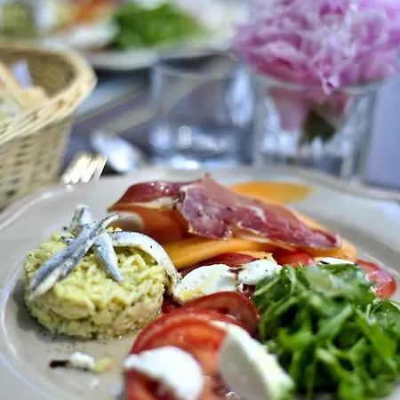 Manoir De Malagorse ゲストハウス 4*